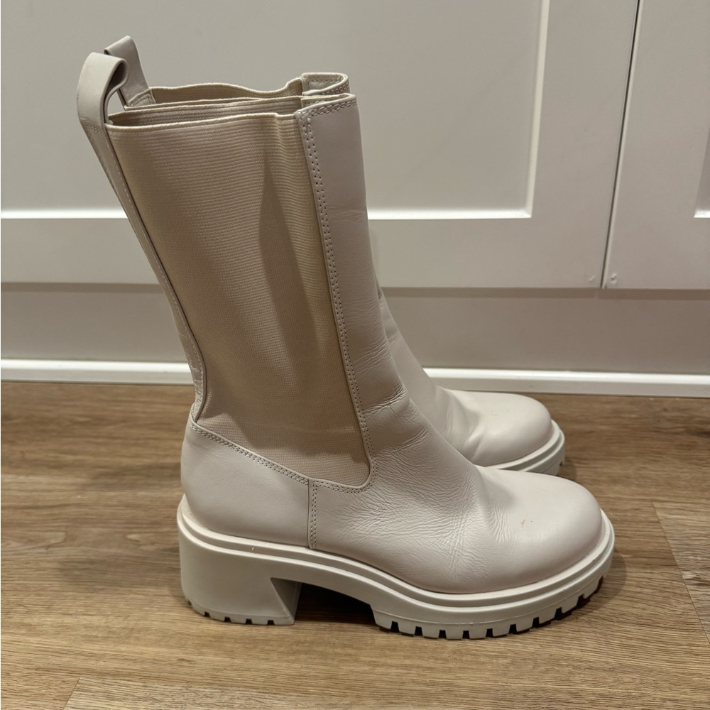 Steve Madden Women's Hesitant Fashion Boot Size 8 Light Grey - Picture 4 of 5